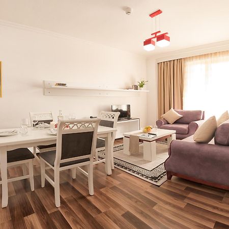 Dora Residence Collak Luaran gambar