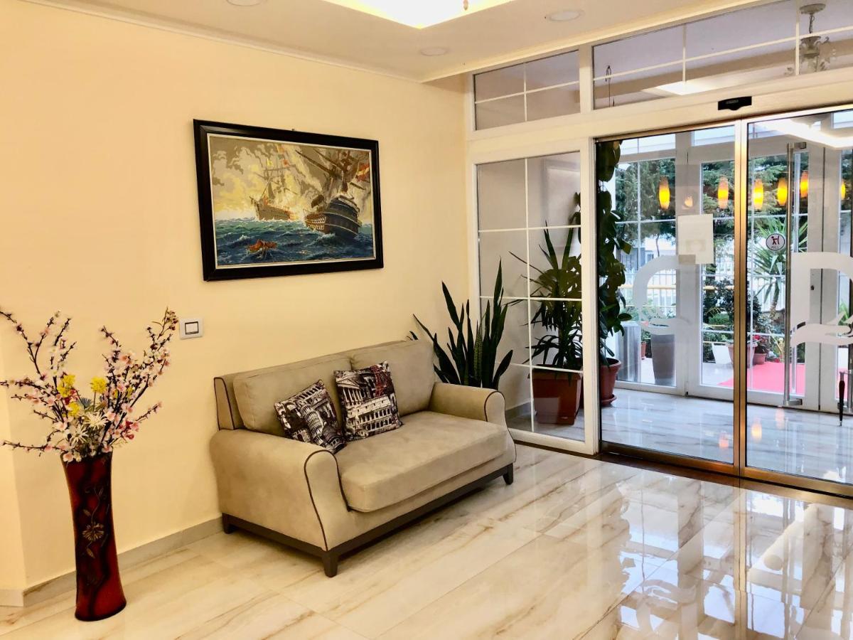 Dora Residence Collak Luaran gambar