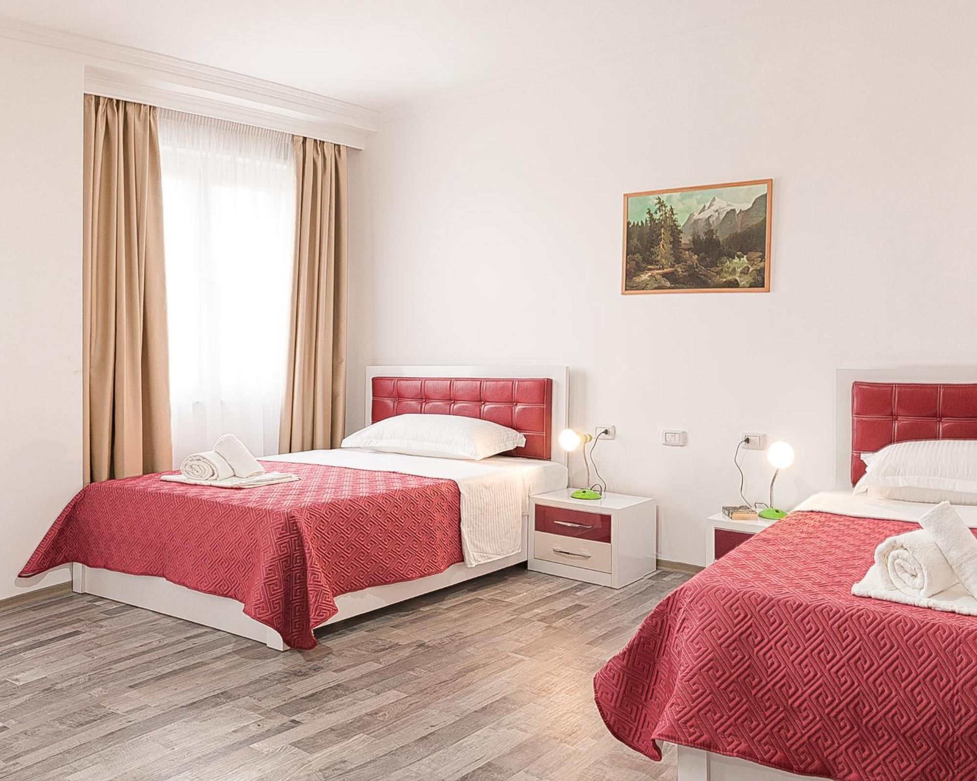 Dora Residence Collak Bilik gambar