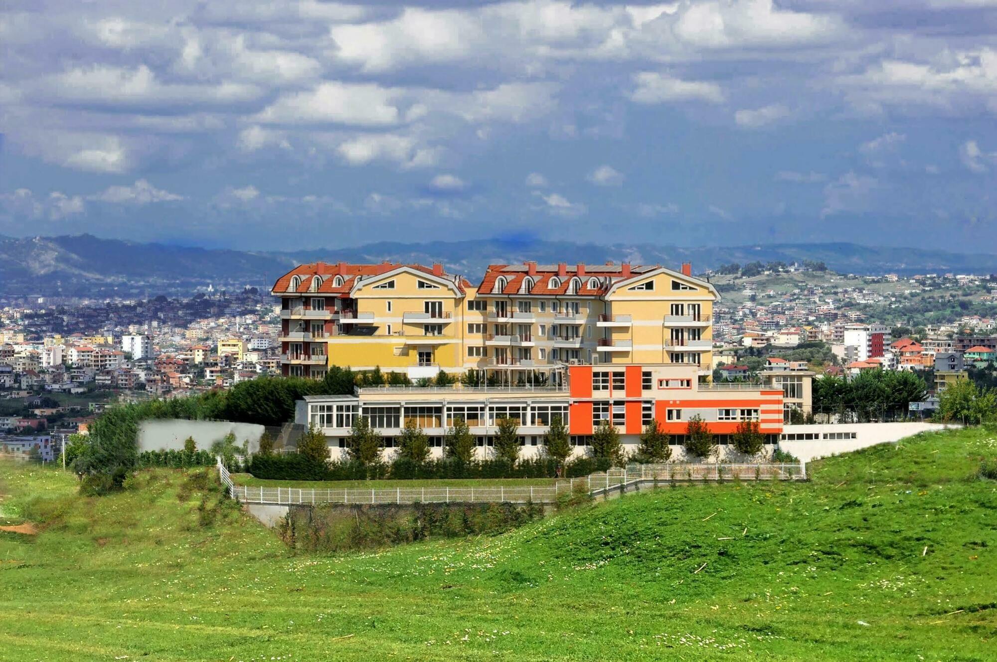 Dora Residence Collak Luaran gambar